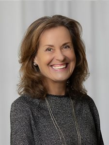 Karen Dacek_300x400